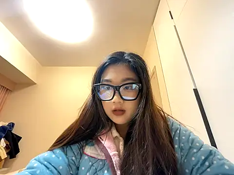 xena0501 online show from November 29, 3:15 pm