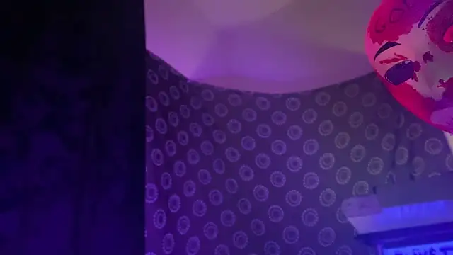 Snapshot of DjDiCKmannOnE chatting on June 20, 2:03 am DjDiCKmannOnE online show from June 20, 2:03 am