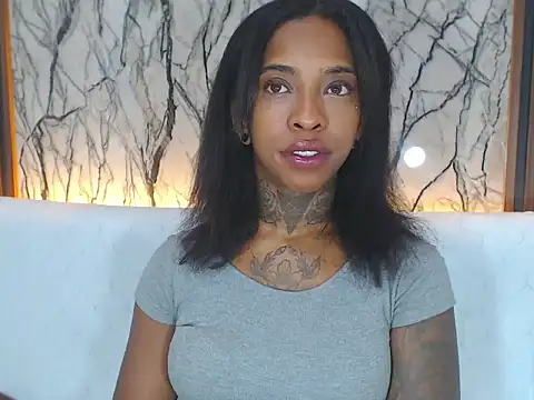 Pauline Fox online show from November 2, 11:51 pm