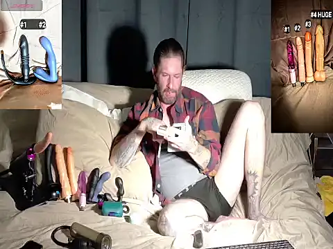 Snapshot of danoo84 chatting on January 17, 5:45 am danoo84 online show from January 17, 5:45 am