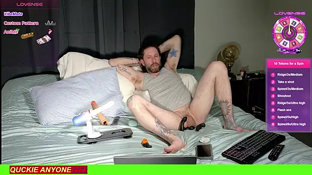 Snapshot of danoo84 chatting on February 26, 7:40 am danoo84 online show from February 26, 7:40 am