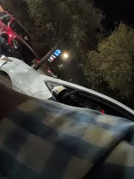 Snapshot of danoo84 chatting on March 1, 4:03 am danoo84 online show from March 1, 4:03 am