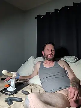 Snapshot of danoo84 chatting on March 3, 7:03 am danoo84 online show from March 3, 7:03 am