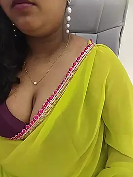 Snapshot of Cutee_Amrita chatting on June 27, 12:22 pm Cutee Amrita online show from June 27, 12:22 pm