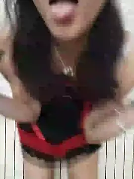 alicepavia22 online show from January 10, 8:21 pm