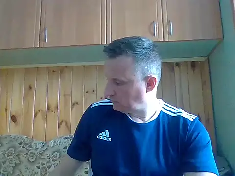 Maksymilian1 online show from April 12, 10:09 am