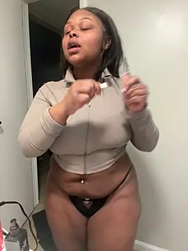 Snapshot of Juicystorm chatting on December 15, 12:59 am Juicystorm online show from December 15, 12:59 am