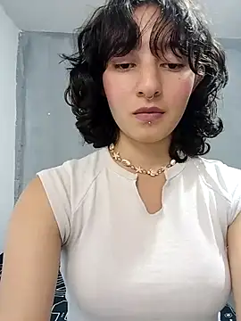 LuaBusch online show from December 18, 6:19 am