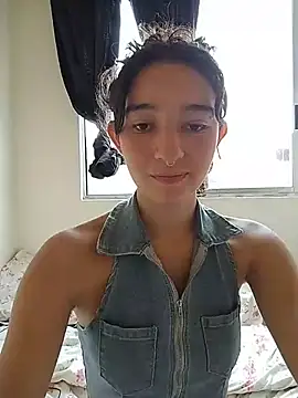 Snapshot of LuaBusch chatting on June 28, 1:50 pm LuaBusch online show from June 28, 1:50 pm
