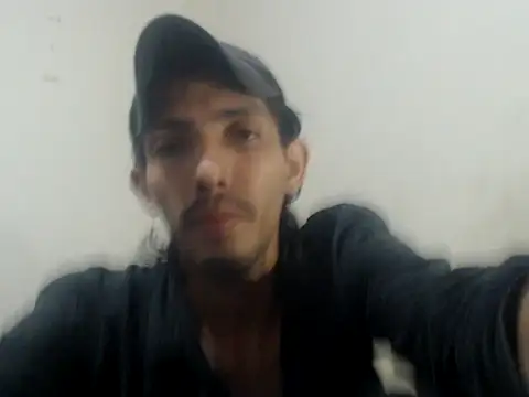 Snapshot of snackontime18 chatting on June 6, 4:28 am snackontime18 online show from June 6, 4:28 am