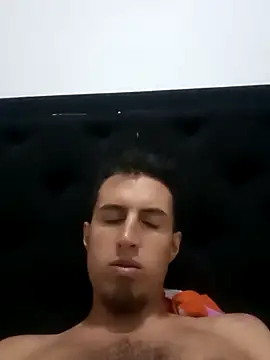 Snapshot of _Fire_boy1 chatting on September 30, 1:32 am Fire boy1 online show from September 30, 1:32 am