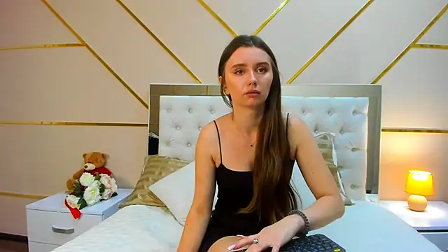 Snapshot of BeatriceAddams chatting on September 24, 8:56 pm BeatriceAddams online show from September 24, 8:56 pm