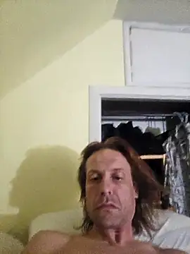 Snapshot of Danny19867 chatting on September 28, 1:33 am Danny19867 online show from September 28, 1:33 am