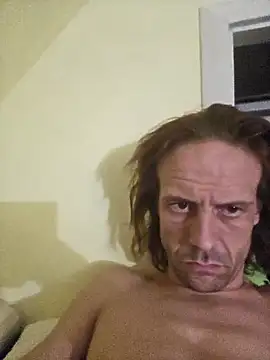 Snapshot of Danny19867 chatting on October 9, 2:31 am Danny19867 online show from October 9, 2:31 am