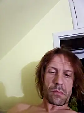 Snapshot of Danny19867 chatting on October 25, 3:36 am Danny19867 online show from October 25, 3:36 am