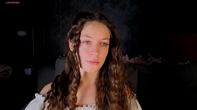 Agnes Wells online show from July 3, 1:12 am