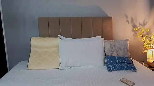 Penelophe01 online show from March 7, 7:11 pm