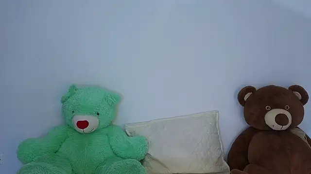 Snapshot of Penelophe01 chatting on May 31, 2:09 am Penelophe01 online show from May 31, 2:09 am