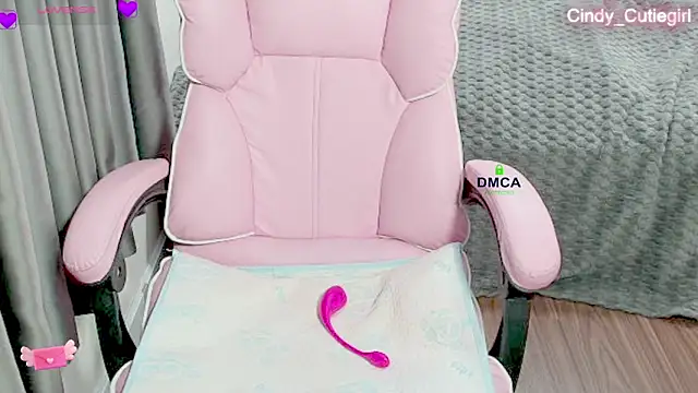 Snapshot of Cindy_Cutiegirl chatting on June 16, 10:23 pm Cindy Cutiegirl online show from June 16, 10:23 pm