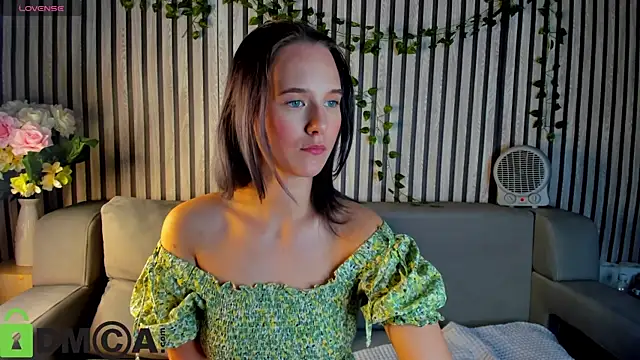 Casey Sweeet online show from November 13, 5:12 pm