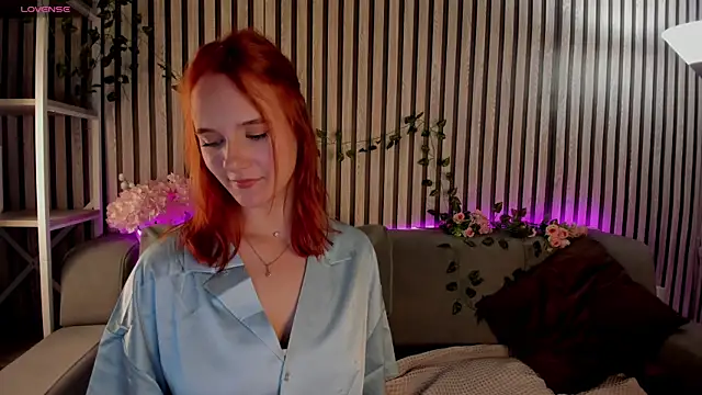 Snapshot of Casey_Sweeet chatting on June 12, 3:22 pm Casey Sweeet online show from June 12, 3:22 pm