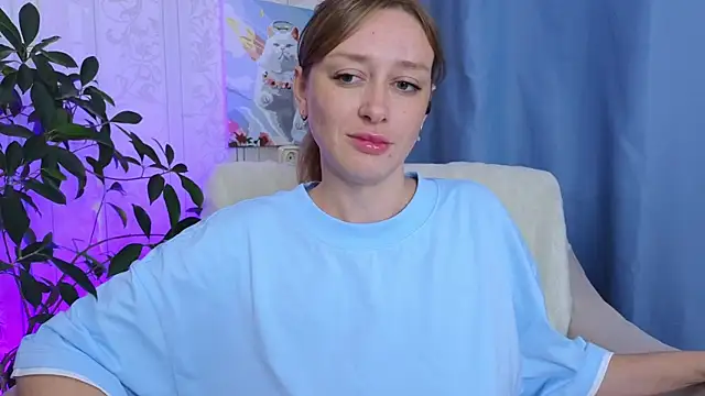 evashiny  online show from June 24, 1:37 am