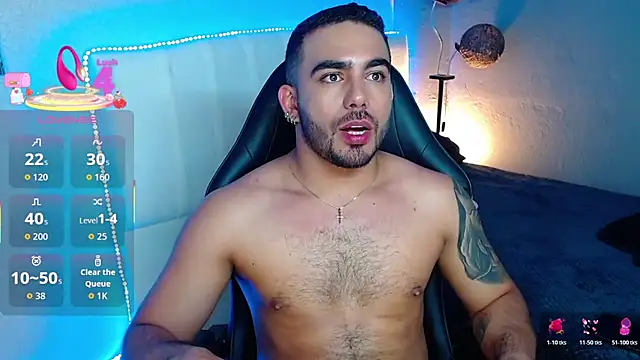 Snapshot of adamhairy chatting on June 8, 7:14 pm adamhairy online show from June 8, 7:14 pm