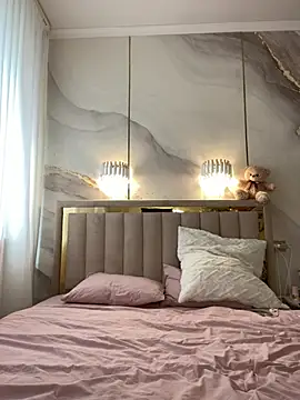 TiffaNoel online show from July 21, 1:57 pm
