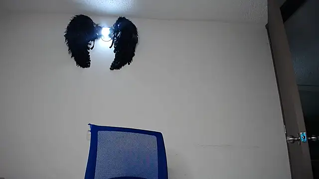 lucky stricke online show from October 30, 4:03 am