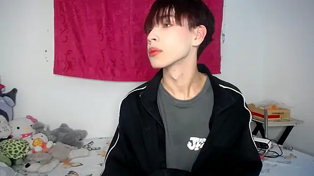 lucky stricke online show from November 11, 3:28 am