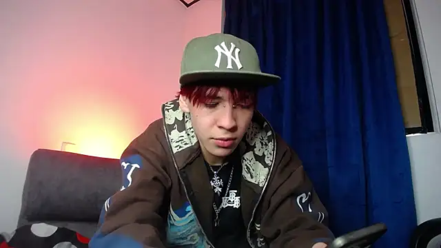 lucky stricke online show from February 26, 3:38 am