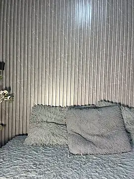 SOPHICOLLINS online show from July 27, 11:06 am