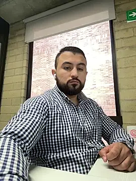 Snapshot of DoctorArabe3 chatting on October 14, 2:07 pm DoctorArabe3 online show from October 14, 2:07 pm