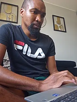 Snapshot of mojaymort chatting on October 15, 10:15 am mojaymort online show from October 15, 10:15 am