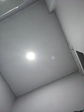 Snapshot of mojaymort chatting on February 19, 9:33 pm mojaymort online show from February 19, 9:33 pm