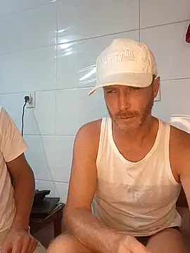 Snapshot of Loiroatv36 chatting on May 28, 10:40 pm Loiroatv36 online show from May 28, 10:40 pm