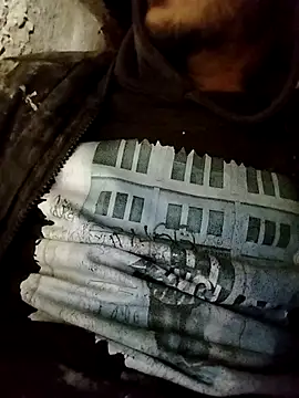 Snapshot of ParousFlow chatting on October 19, 1:50 am ParousFlow online show from October 19, 1:50 am