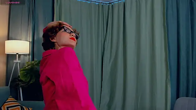 EdlinGathright online show from September 19, 3:52 am