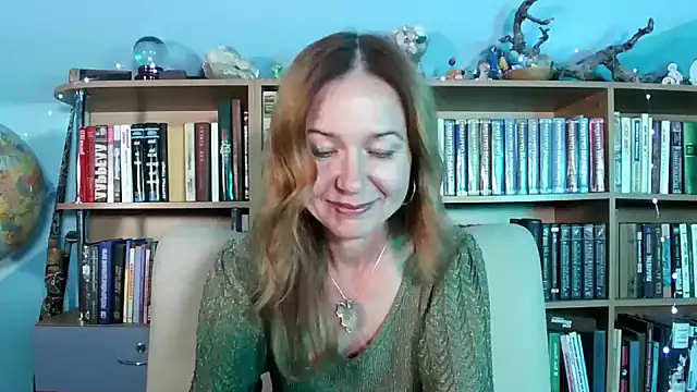 Snapshot of Foxilady357 chatting on October 11, 2:04 pm Foxilady357 online show from October 11, 2:04 pm