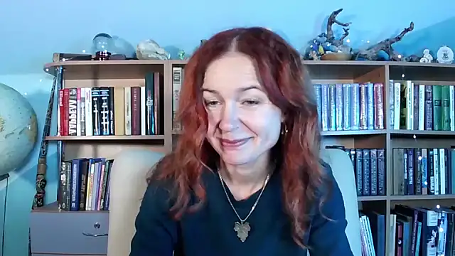 Foxilady357 online show from December 16, 1:49 pm