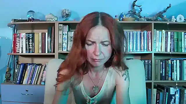 Snapshot of Foxilady357 chatting on July 1, 1:24 pm Foxilady357 online show from July 1, 1:24 pm
