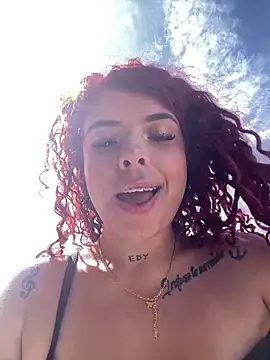 Snapshot of haally-mll chatting on September 25, 7:06 pm haally-mll online show from September 25, 7:06 pm