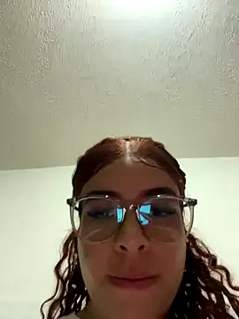 Snapshot of haally-mll chatting on September 29, 4:34 pm haally-mll online show from September 29, 4:34 pm