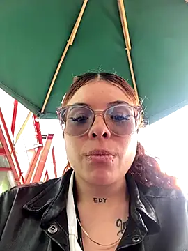 Snapshot of haally-mll chatting on November 13, 5:01 pm haally-mll online show from November 13, 5:01 pm