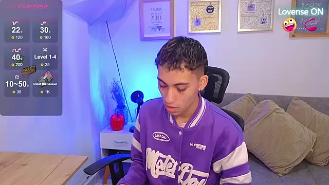 yulian vasquez online show from November 13, 12:15 pm