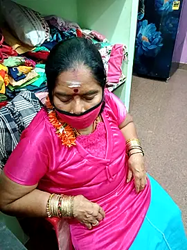 amuthasree online show from October 13, 9:15 pm