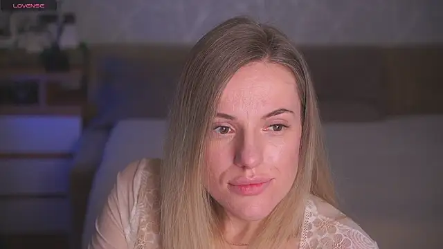 Vanille Mystery online show from April 26, 8:17 pm