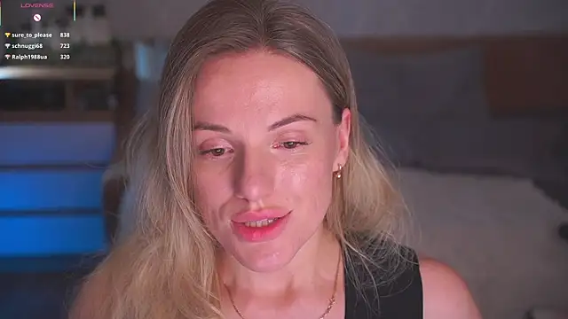 Vanille Mystery online show from June 11, 3:59 am
