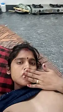 Guriya0076 online show from October 3, 4:15 pm