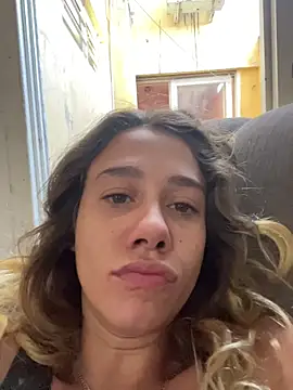 Snapshot of blond-96 chatting on January 15, 12:10 pm blond-96 online show from January 15, 12:10 pm